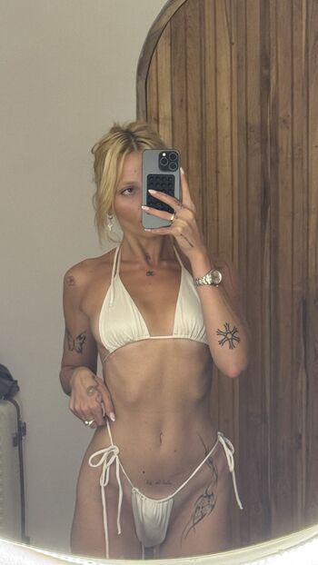 Full leaked Molly moore private onlyfans photo