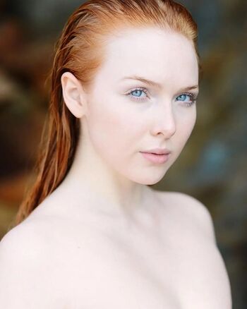 Molly Quinn