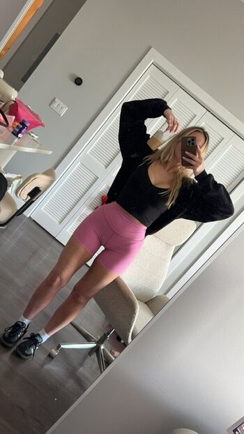 Full leaked Mommygirl private onlyfans photo