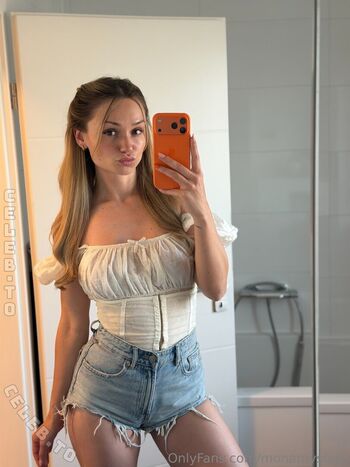 Full leaked Monamystery page private onlyfans photo