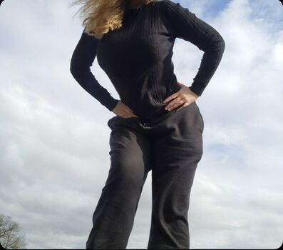 Full leaked Moon dragon private onlyfans photo