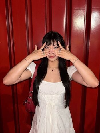 Full leaked Moongrapess private onlyfans photo