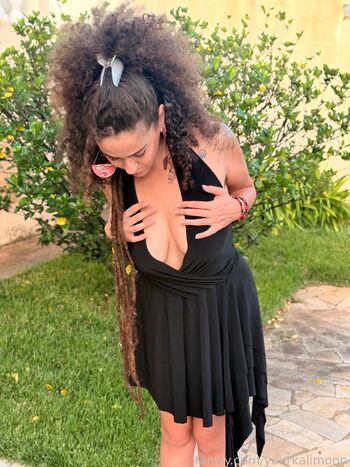 Full leaked Moonkalimah page private onlyfans photo