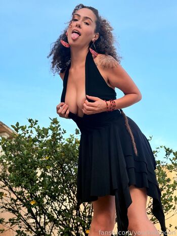 Full leaked Moonkalimah page private onlyfans photo