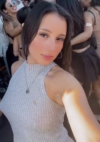 Full leaked Moreegutiii private onlyfans photo