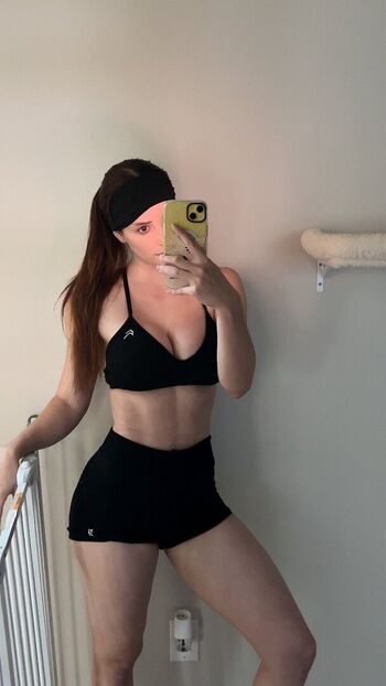 Full leaked Morgpie private onlyfans photo