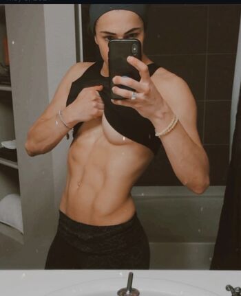 Full leaked Mowdegrasse page private onlyfans photo