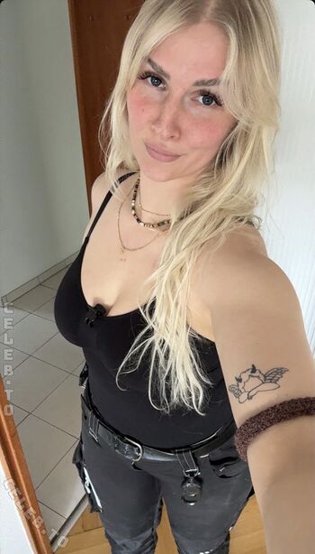Full leaked Mrssecret private onlyfans photo