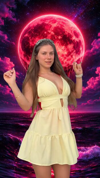 Full leaked Ms selinka private onlyfans photo