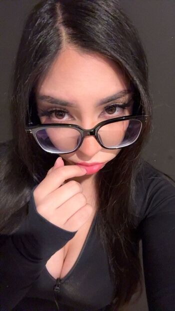 Full leaked Msalondrarae page private onlyfans photo