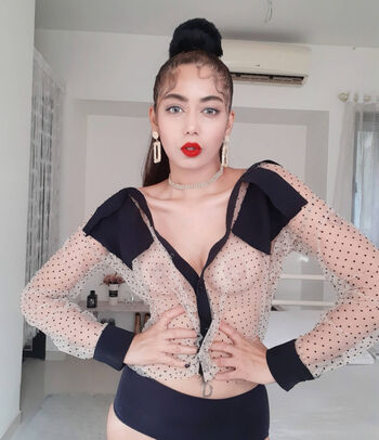 Full leaked Mukkta k private onlyfans photo