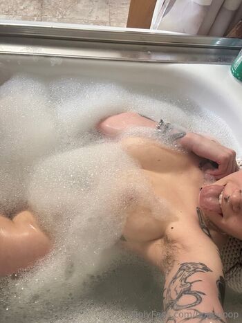 Full leaked Mushbugs private onlyfans photo