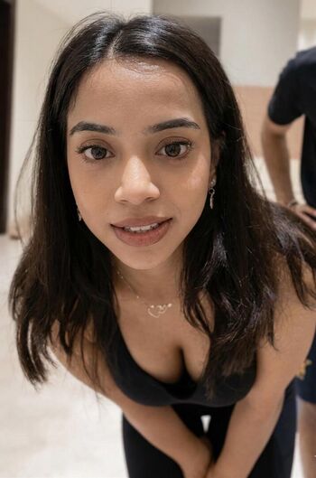 Full leaked Muskan karia private onlyfans photo