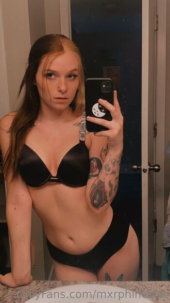 Full leaked Mxrphineslxt private onlyfans photo