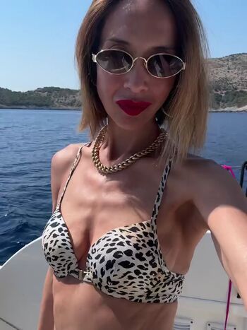 Full leaked Myleene klass page private onlyfans photo