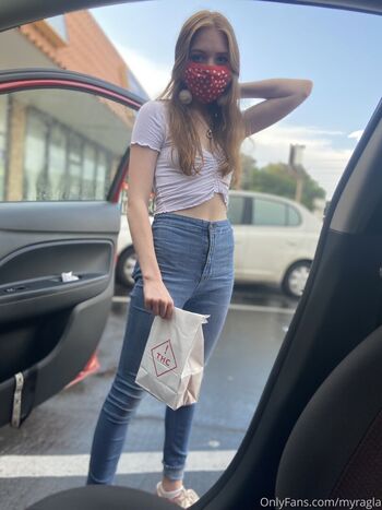 Full leaked Myramoans private onlyfans photo