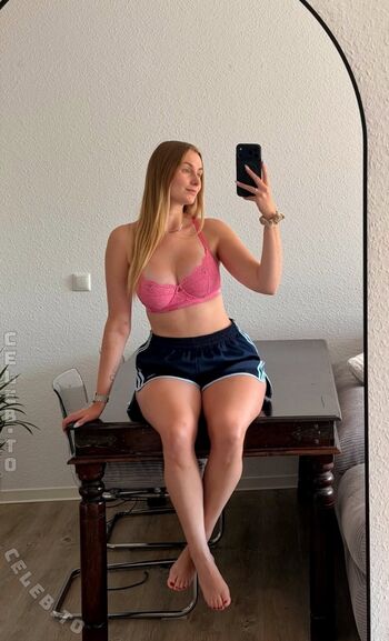 Full leaked Naadine private onlyfans photo