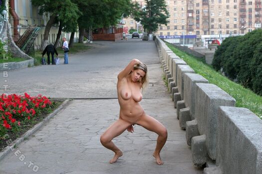 Nackt In Russland