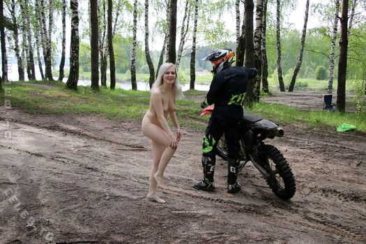 Nackt In Russland