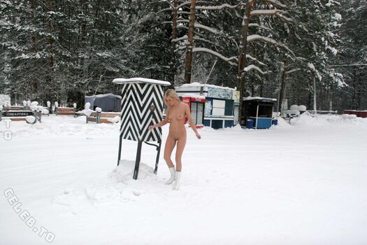 Nackt In Russland
