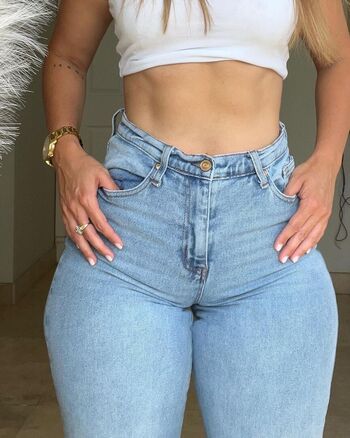 Full leaked Nadiag private onlyfans photo
