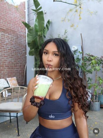 Full leaked Nahlovingit private onlyfans photo