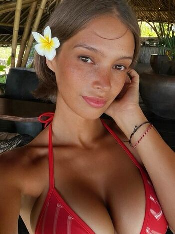Full leaked Naila van kommer private onlyfans photo
