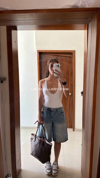 Full leaked Naileavidrio private onlyfans photo