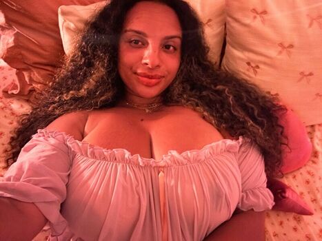Full leaked Naiyah rosen private onlyfans photo