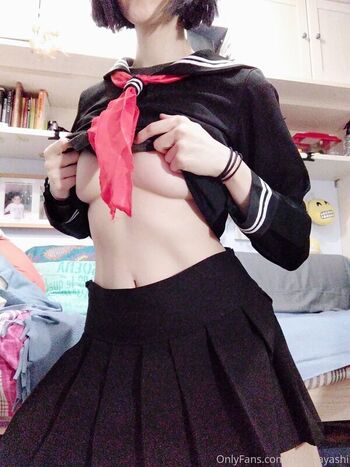 Nami Ayashi