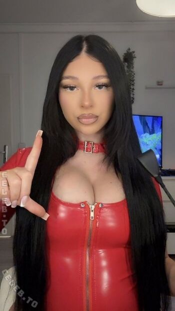 Full leaked Nananana private onlyfans photo