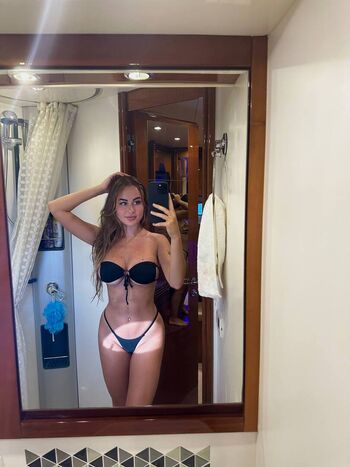 Full leaked Nanda alfi private onlyfans photo
