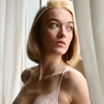 Full leaked Naomisage private onlyfans photo