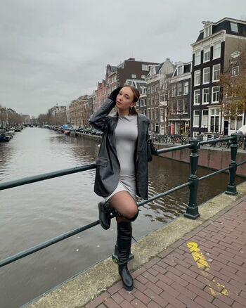 naomy_jakab