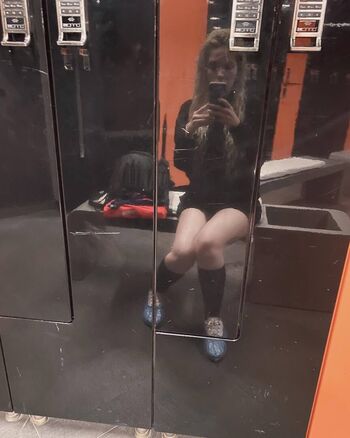 Full leaked Napiyoruzbizki private onlyfans photo