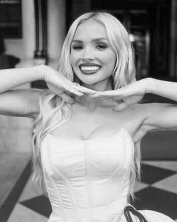Full leaked Natalie alyn lind private onlyfans photo