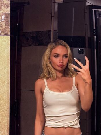 Natalie Alyn Lind