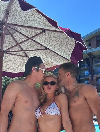 Full leaked Natalie alyn lind private onlyfans photo