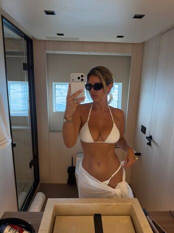 Full leaked Natasha oakley private onlyfans photo