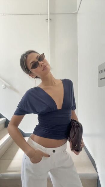 Full leaked Nathalie lok page private onlyfans photo