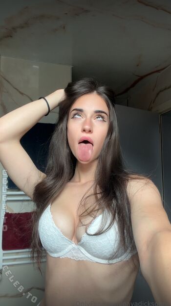 Full leaked Naya dickson private onlyfans photo