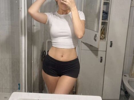 Full leaked Nayfi bardales page private onlyfans photo