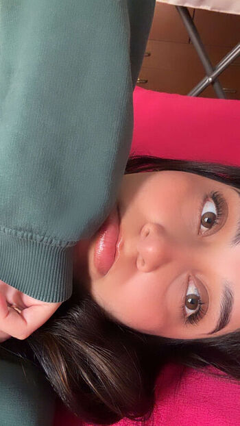 Full leaked Nayfi bardales private onlyfans photo