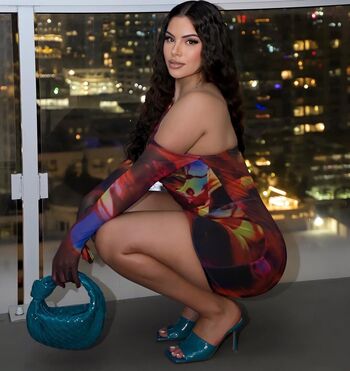 Full leaked Nazanin kavari private onlyfans photo