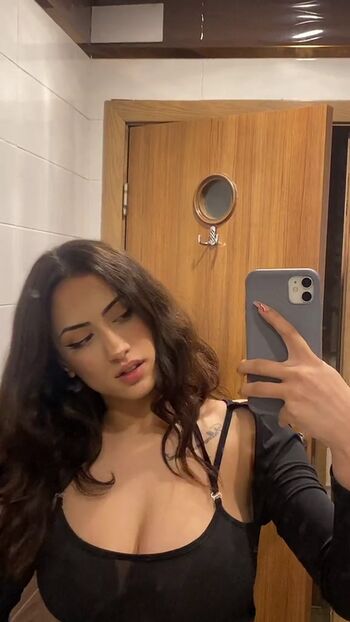 Full leaked Nazli gul private onlyfans photo