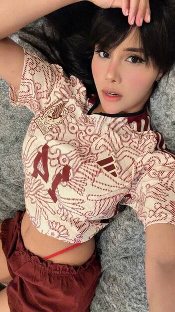 Full leaked Neeko private onlyfans photo