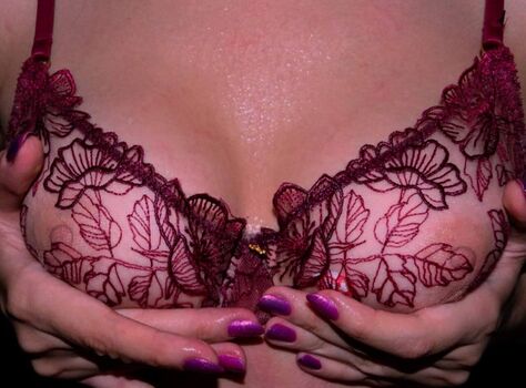 Full leaked Nelesha x page private onlyfans photo