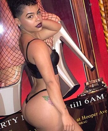 Full leaked Nelliface private onlyfans photo