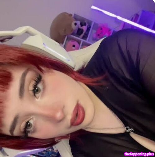NerdVioletta