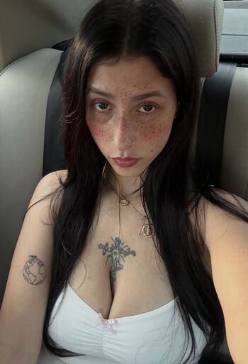 Full leaked Nevaevaaaaa private onlyfans photo